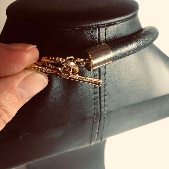 1057 Trina Turk Chunky "Mulholland Mod" oversized cubes leather collar necklace - Picture 3 of 4